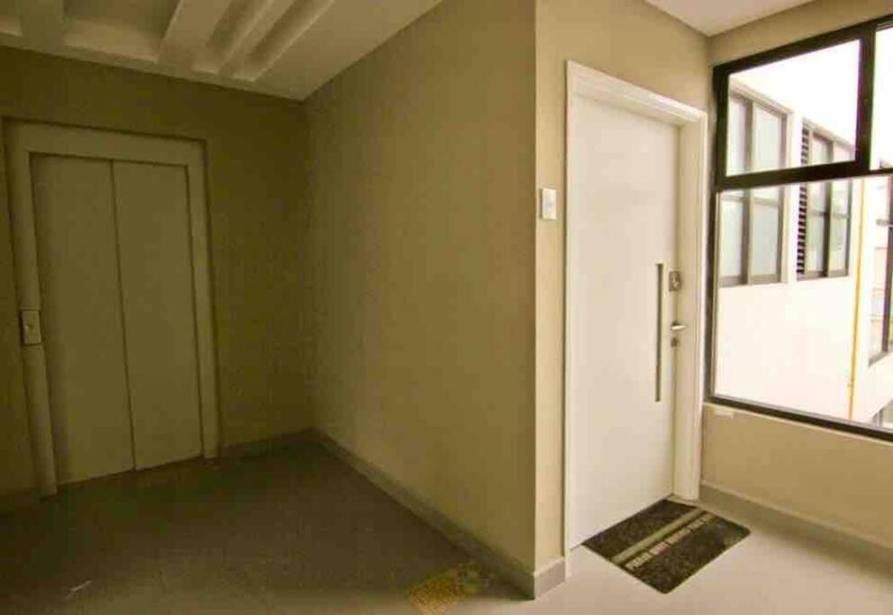 Urban Life Condesa Apartment Mexico City